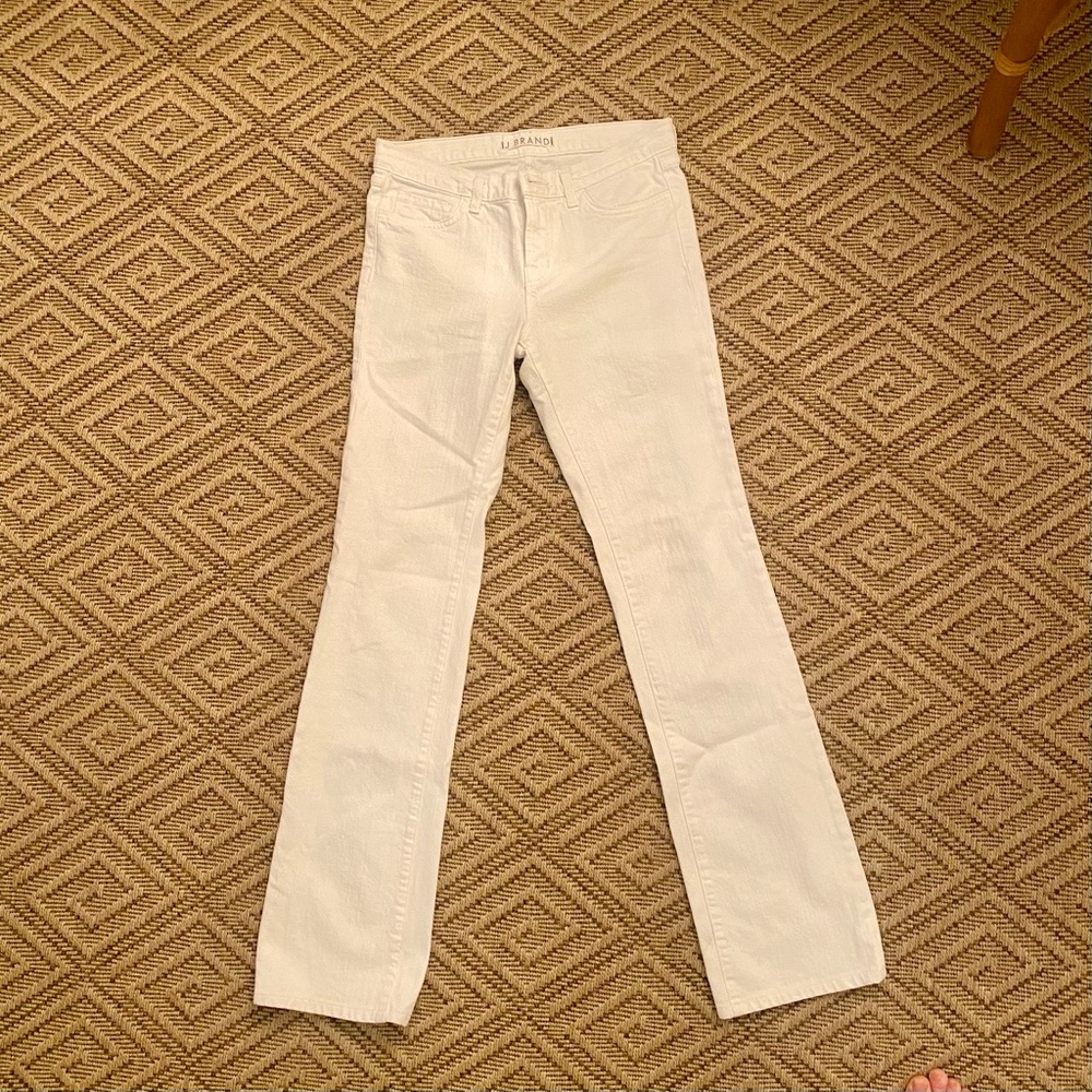 J BRAND White Jeans | Aspen | The Straight Leg | size 28